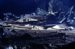 Three questions from an Alien fan (about LV426 and the colony 